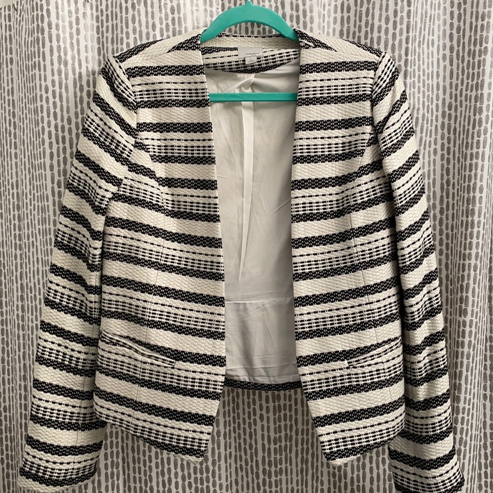 Cropped stripe blazer -Halogen black and white